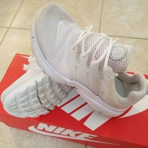 Nike Prestos